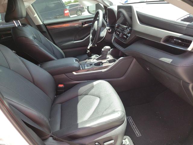 Photo 5 from auction – 2021 TOYOTA HIGHLANDER with VIN 5TDYZRAH9MS531105
