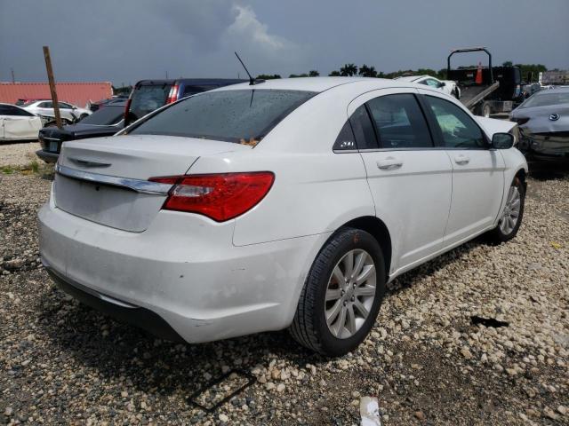 Photo 4 from auction – 2012 CHRYSLER 200 TOURIN with VIN 1C3CCBBB3CN138769