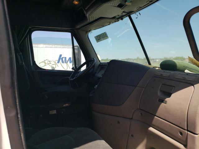 Photo 5 from auction – 2012 FREIGHTLINER CASCADIA 1 with VIN 1FUJGLBG1CLBR7772