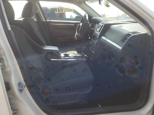 Photo 5 from auction – 2009 CHRYSLER 300 LX with VIN 2C3KA43D39H575864
