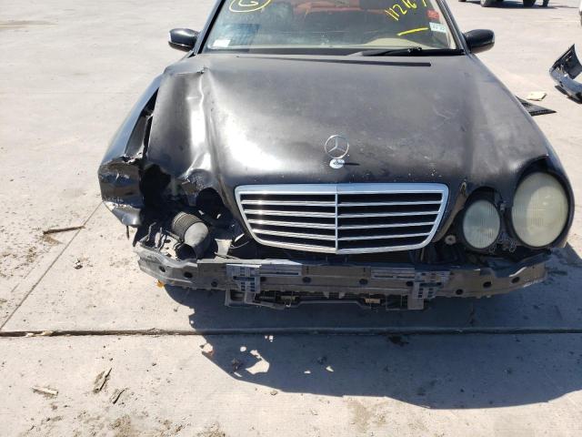 Photo 9 from auction – 2000 MERCEDES-BENZ E 320 with VIN WDBJF65J5YB112167