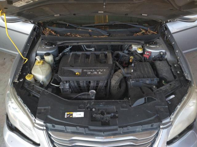 Photo 7 from auction – 2014 CHRYSLER 200 LX with VIN 1C3CCBAB3EN205357