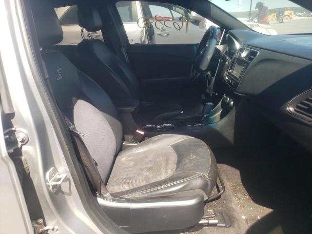 Photo 5 from auction – 2013 CHRYSLER 200 TOURIN with VIN 1C3CCBBB1DN509879