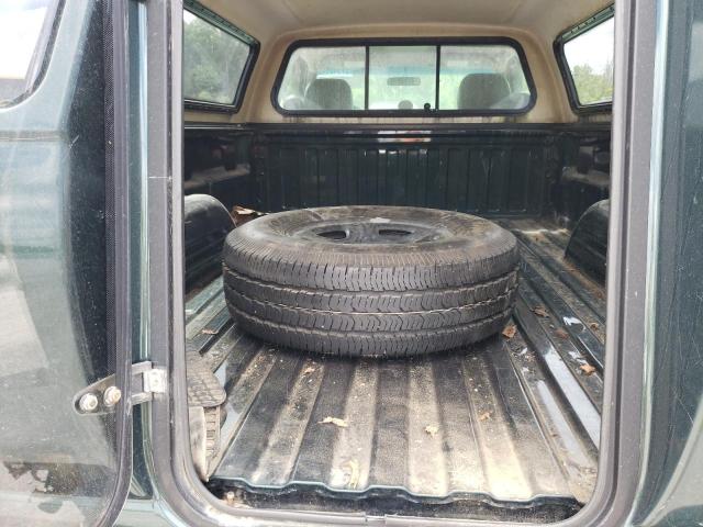 Photo 6 from auction – 2002 CHEVROLET SILVERADO with VIN 1GCEK14V12Z227613
