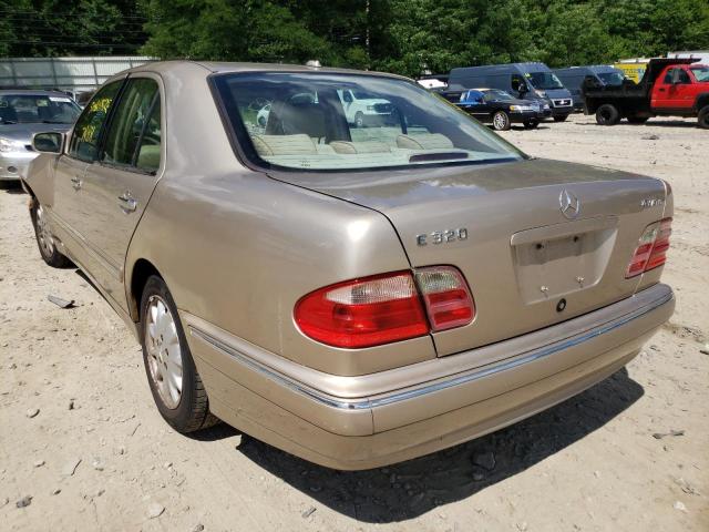 Photo 3 from auction – 2001 MERCEDES-BENZ E 320 4MAT with VIN WDBJF82J01X050119