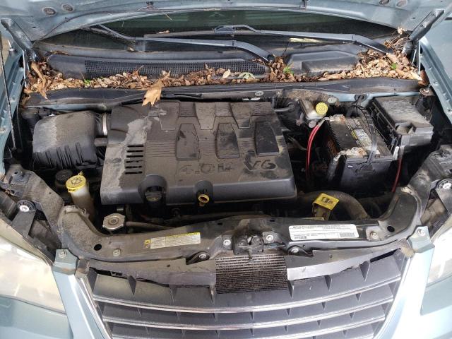 Photo 7 from auction – 2010 CHRYSLER TOWN & COU with VIN 2A4RR8DX2AR479848