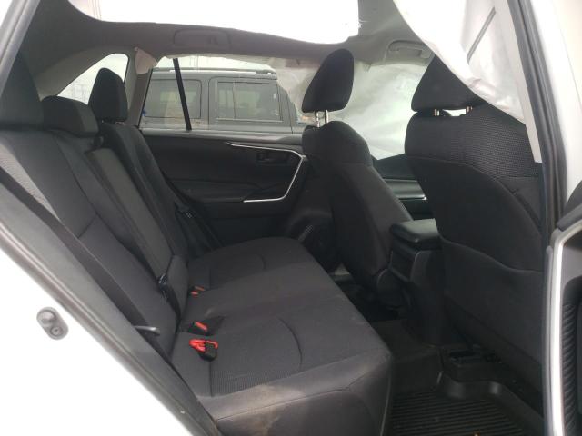 Photo 6 from auction – 2019 TOYOTA RAV4 LE with VIN 2T3F1RFV4KW069321