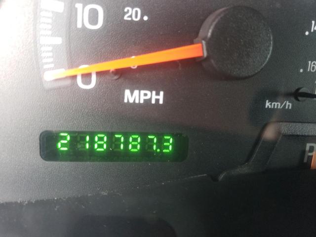 Photo 8 from auction – 2000 FORD F150 with VIN 1FTRX18L1YNA71892