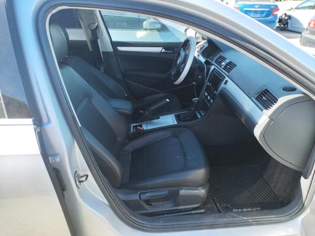 Photo 5 from auction – 2012 VOLKSWAGEN PASSAT SE with VIN 1VWBP7A38CC048111