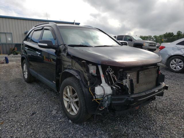 KIA SORENTO LX 2015 with VIN 5XYKTCA64FG637061 - Photo from auction