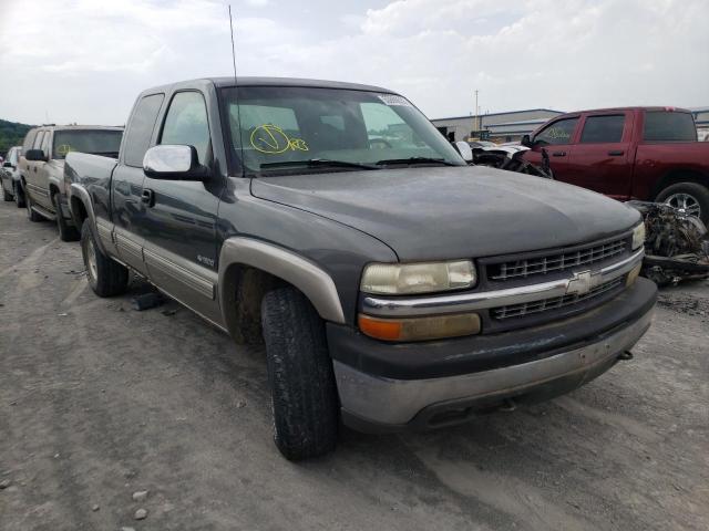 CHEVROLET SILVERADO 2000 with VIN 1GCEK19T5YE216055 - Photo from auction