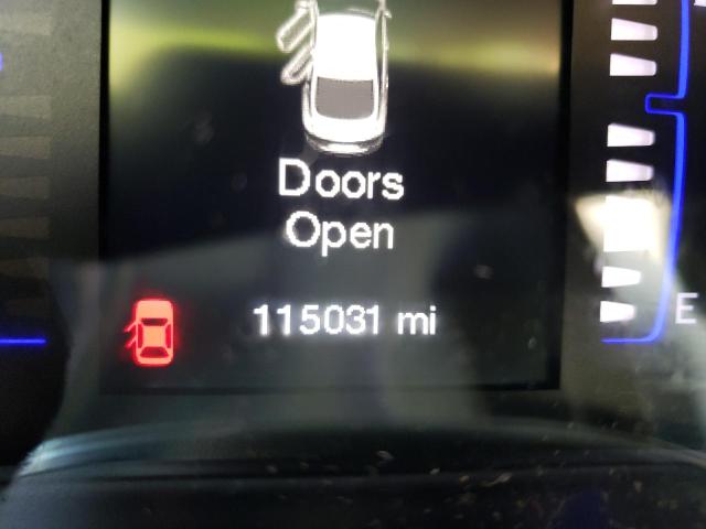 Photo 8 from auction – 2015 CHRYSLER 200 LIMITE with VIN 1C3CCCAB1FN641308
