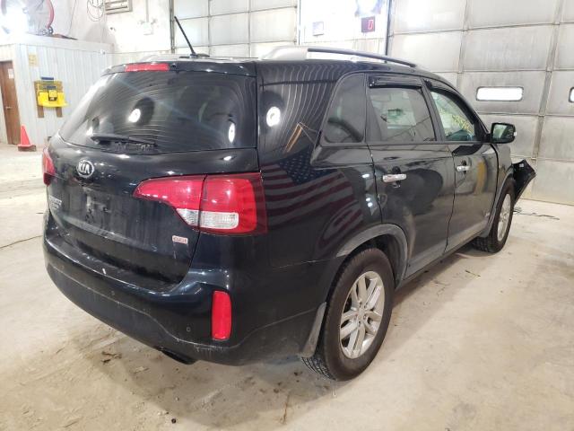 Photo 4 from auction – 2015 KIA SORENTO LX with VIN 5XYKTCA60FG638661