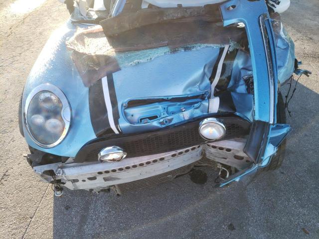 Photo 7 from auction – 2005 MINI COOPER S with VIN WMWRE334X5TD90409