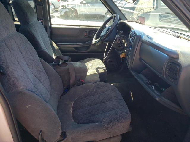 Photo 5 from auction – 2002 GMC SONOMA with VIN 1GTCS19W428227006