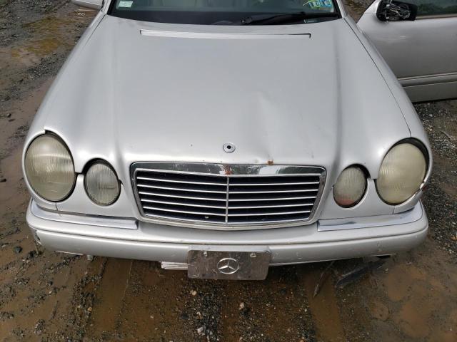 Photo 7 from auction – 1999 MERCEDES-BENZ E 320 with VIN WDBJF65H0XA737481
