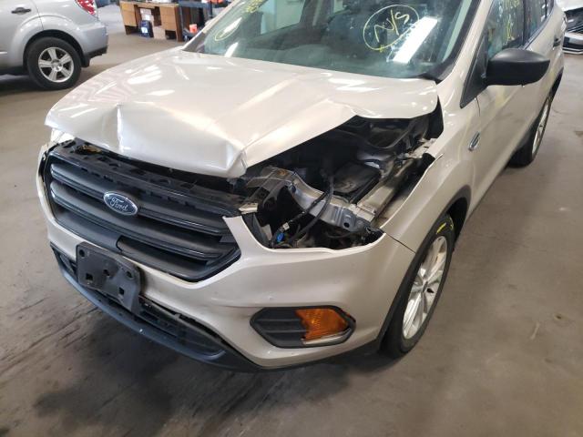 Photo 9 from auction – 2017 FORD ESCAPE S with VIN 1FMCU0F78HUD76984