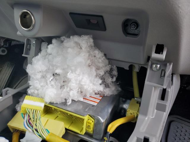 Photo 9 from auction – 2011 SUBARU FORESTER L with VIN JF2SHAFC3BH736865