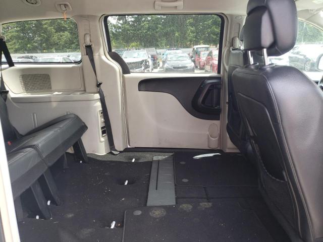 Photo 6 from auction – 2014 CHRYSLER TOWN & COU with VIN 2C4RC1BG1ER126962