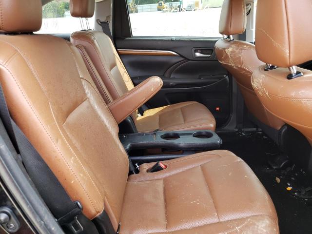 Photo 6 from auction – 2017 TOYOTA HIGHLANDER with VIN 5TDDGRFH7HS023251