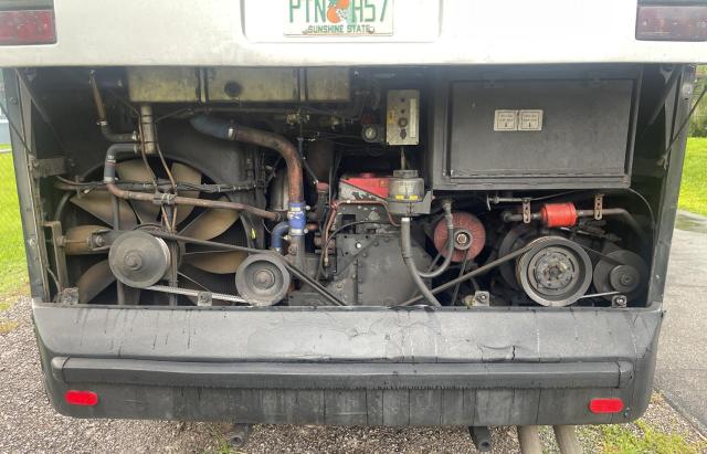 Photo 7 from auction – 1998 VAN HOOL T900 with VIN YE2TA76B9W2029172