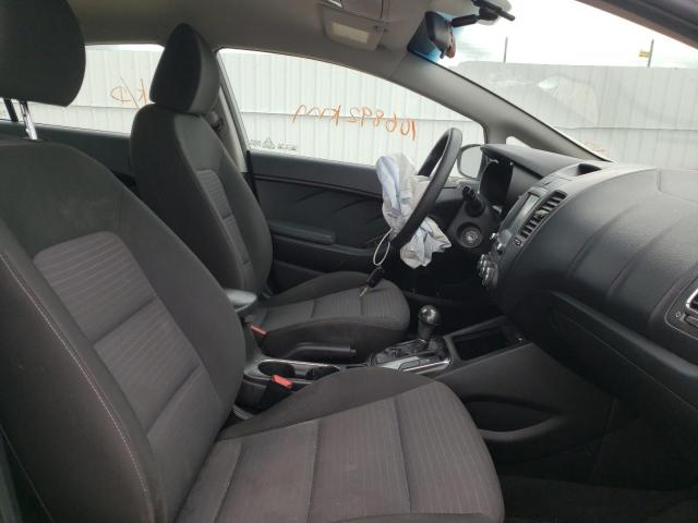 Photo 5 from auction – 2017 KIA FORTE LX with VIN 3KPFL4A74HE095539