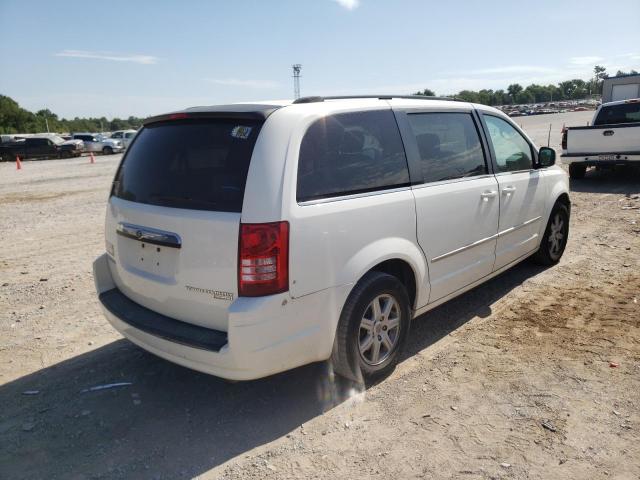 Photo 4 from auction – 2010 CHRYSLER TOWN & COU with VIN 2A4RR5D17AR249717