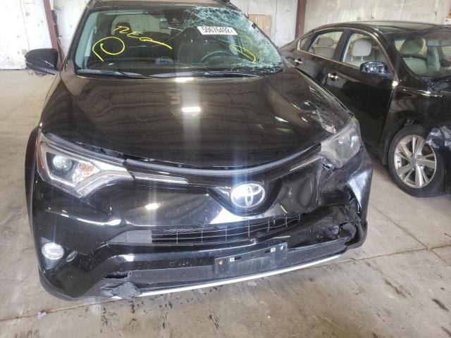Photo 9 from auction – 2017 TOYOTA RAV4 XLE with VIN 2T3RFREV2HW620984