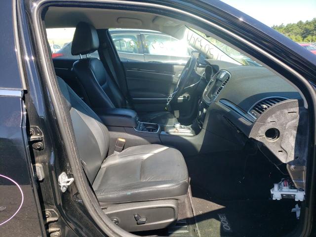 Photo 5 from auction – 2016 CHRYSLER 300 LIMITE with VIN 2C3CCARG4GH128679