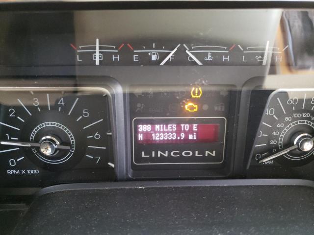 Photo 8 from auction – 2007 LINCOLN NAVIGATOR with VIN 5LMFU27597LJ10784