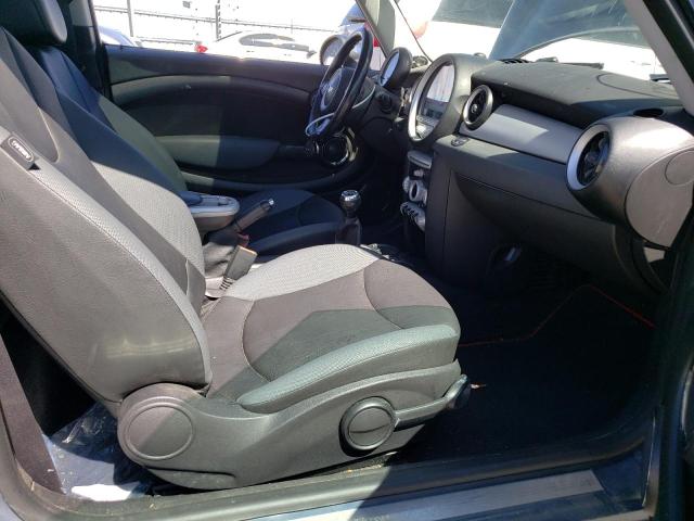 Photo 5 from auction – 2010 MINI COOPER with VIN WMWMF3C52ATU79866