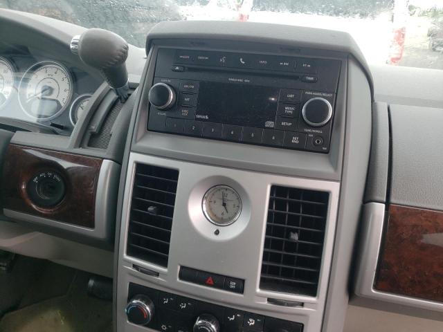 Photo 9 from auction – 2010 CHRYSLER TOWN & COU with VIN 2A4RR5D10AR413261