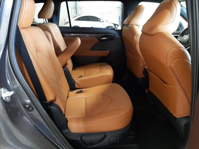 Photo 6 from auction – 2021 TOYOTA HIGHLANDER with VIN 5TDFZRBH5MS083872