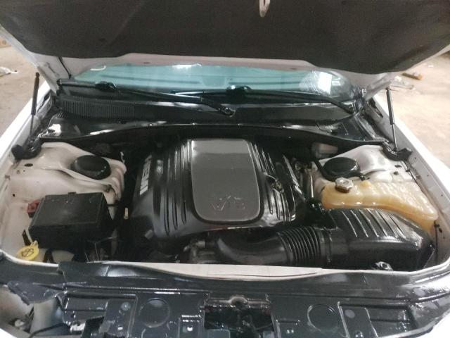 Photo 7 from auction – 2013 CHRYSLER 300C with VIN 2C3CCAKT0DH646534