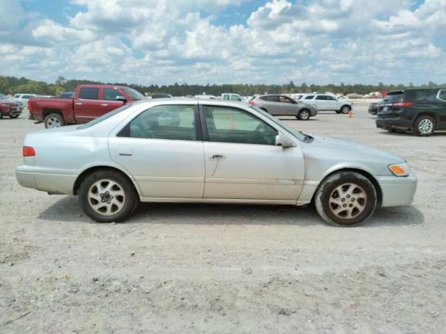Photo 9 from auction – 2001 TOYOTA CAMRY with VIN 4T1BG22K11U780398