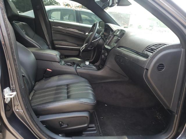 صورة رقم 5 من المزاد - 2018 CHRYSLER 300 S مع VIN 2C3CCABG2JH141187