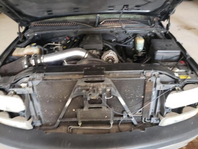 Photo 7 from auction – 2000 CHEVROLET SUBURBAN K with VIN 3GNFK16T3YG117873