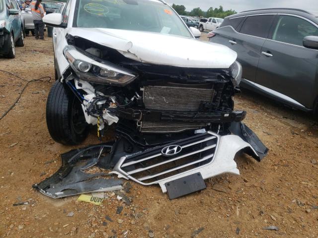 Photo 9 from auction – 2017 HYUNDAI TUCSON LIM with VIN KM8J3CA41HU415780