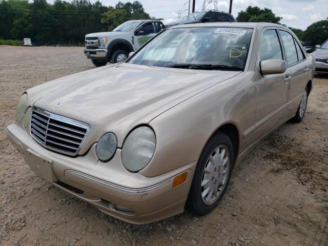Photo 2 from auction – 2000 MERCEDES-BENZ E 320 with VIN WDBJF65J0YB065775
