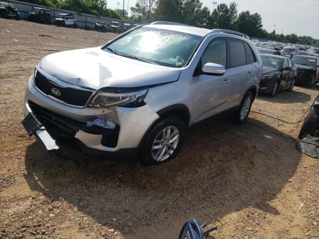 Photo 2 from auction – 2015 KIA SORENTO LX with VIN 5XYKTDA68FG633276