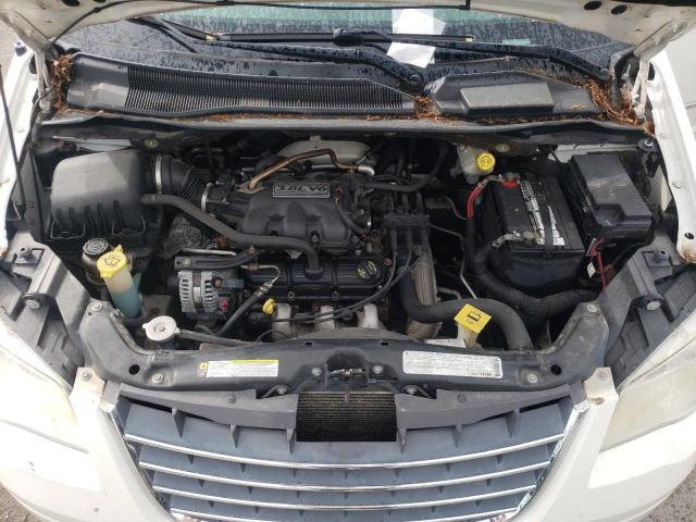 Photo 7 from auction – 2010 CHRYSLER TOWN & COU with VIN 2A4RR5D10AR413261