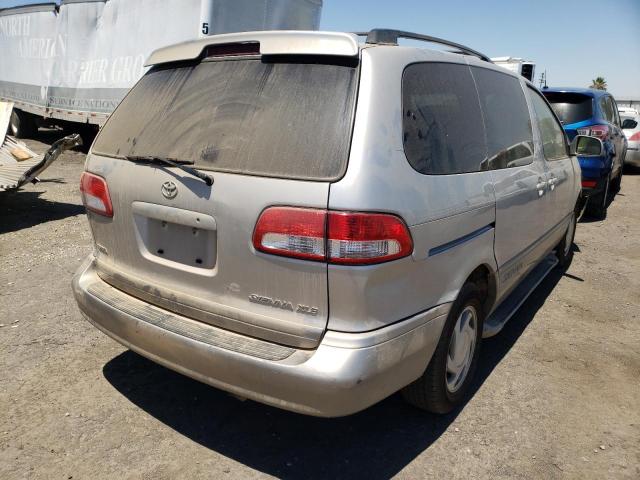 Photo 4 from auction – 2002 TOYOTA SIENNA LE with VIN 4T3ZF13C52U501112