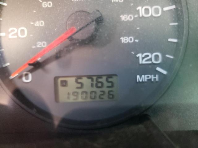 Photo 8 from auction – 2001 SUBARU FORESTER L with VIN JF1SF63511H761176
