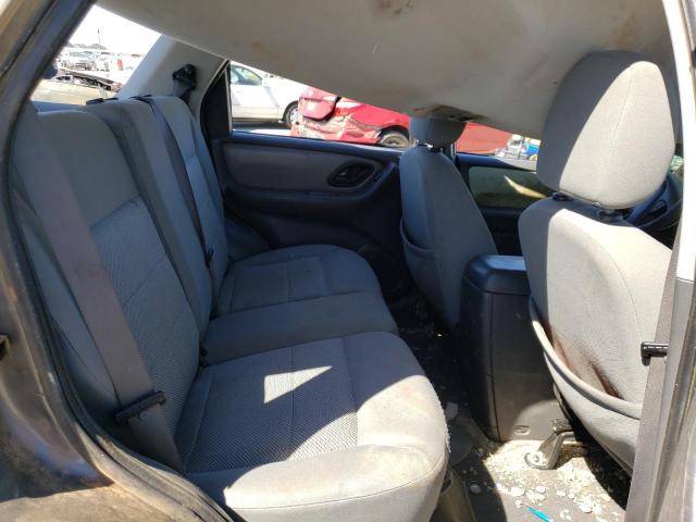 Photo 6 from auction – 2005 FORD ESCAPE XLT with VIN 1FMYU03145KB63138
