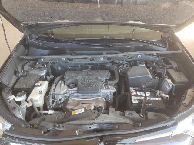 Photo 7 from auction – 2017 TOYOTA RAV4 XLE with VIN JTMWFREV1HJ102401