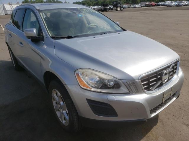 VOLVO XC60 3.2 2013 with VIN YV4952DL4D2420201 - Photo from auction