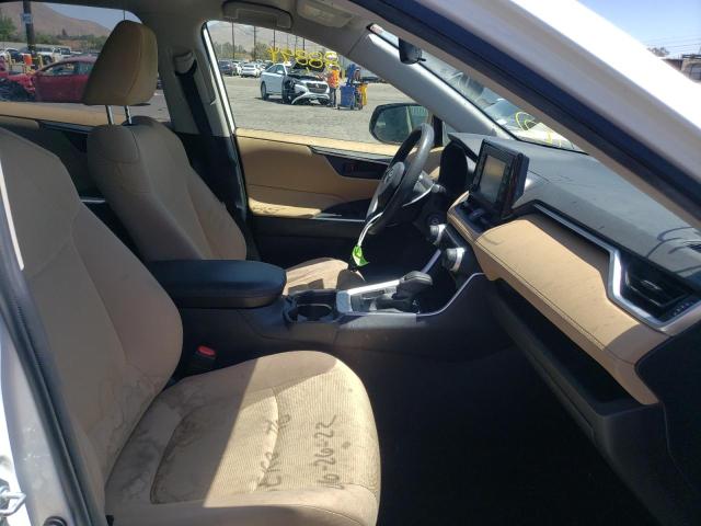 Photo 5 from auction – 2019 TOYOTA RAV4 LE with VIN JTMH1RFV7KD500577