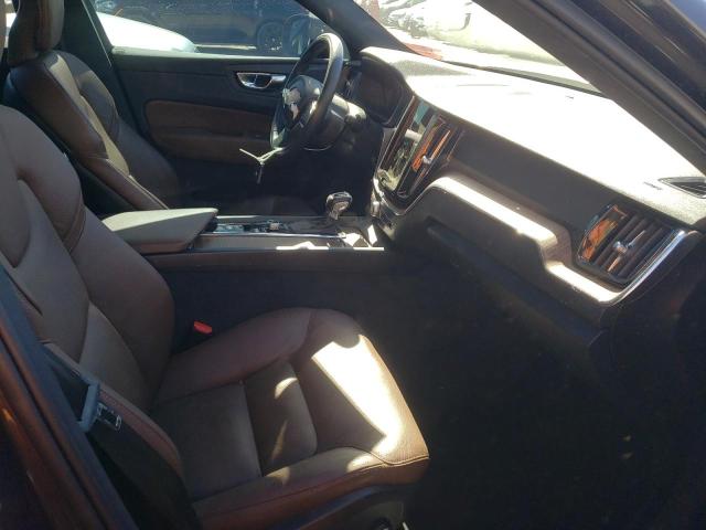 Photo 5 from auction – 2021 VOLVO XC60 T5 MO with VIN YV4102DK7M1685557