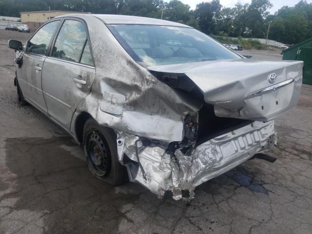 Photo 3 from auction – 2005 TOYOTA CAMRY LE with VIN 4T1BE32K95U010886
