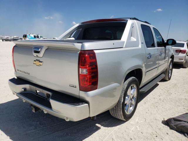 Photo 4 from auction – 2011 CHEVROLET AVALANCHE with VIN 3GNTKGE39BG264570